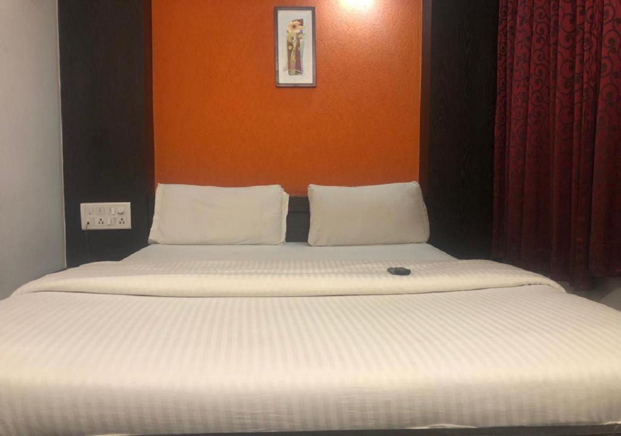 Ocean Inn Hotels Bangalore Buitenkant foto