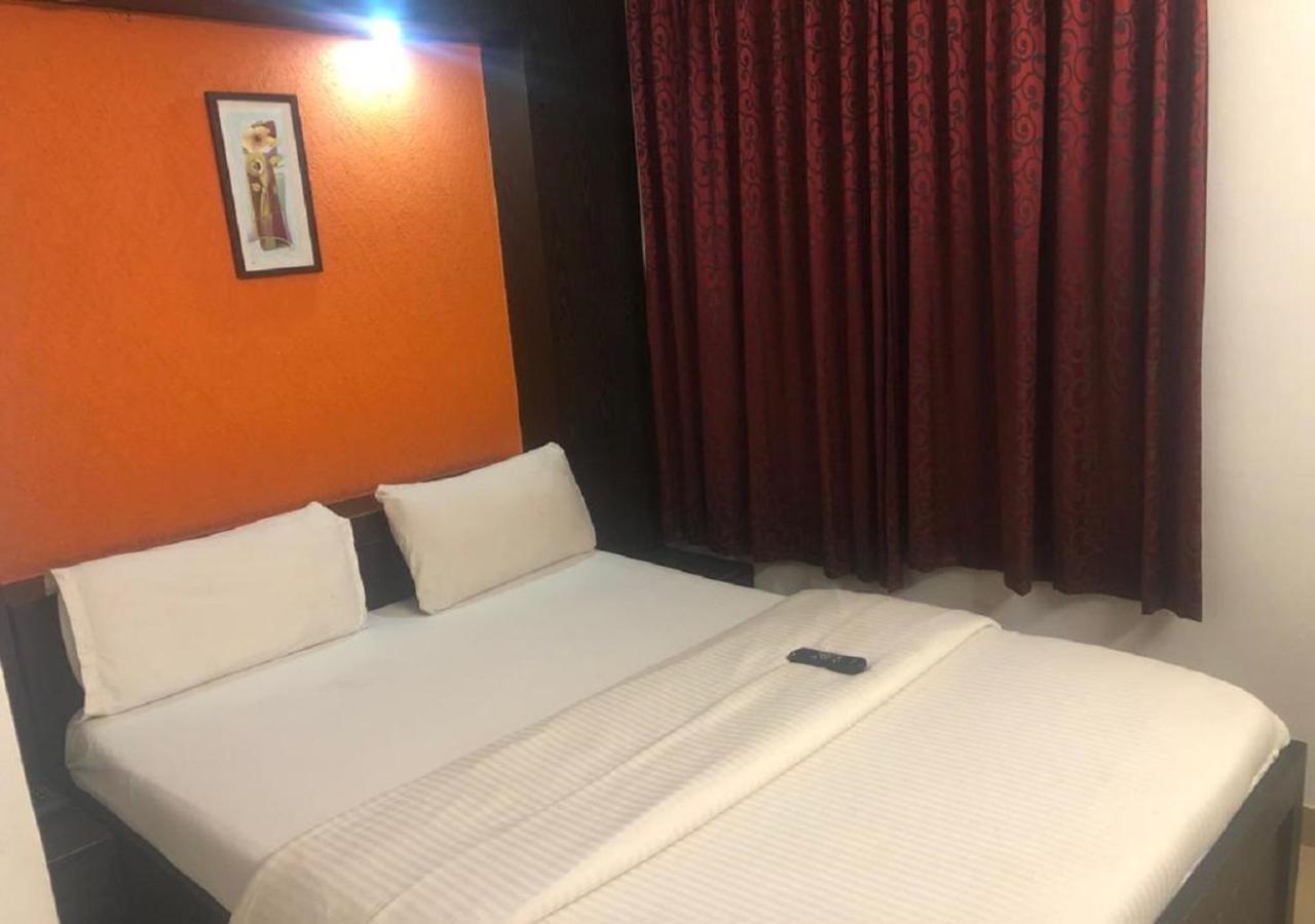 Ocean Inn Hotels Bangalore Buitenkant foto