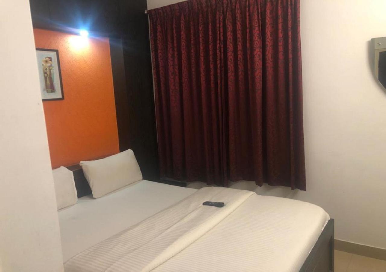 Ocean Inn Hotels Bangalore Buitenkant foto